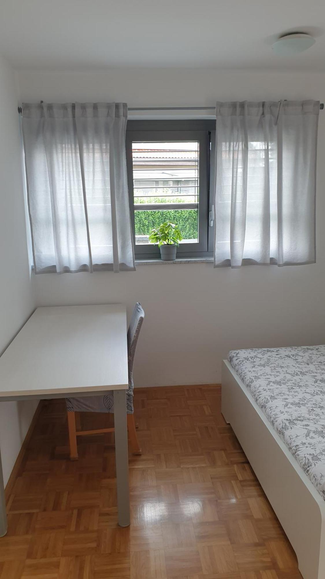Apartment Emma Ljubljana - Free Parking, Ac, Wifi エクステリア 写真