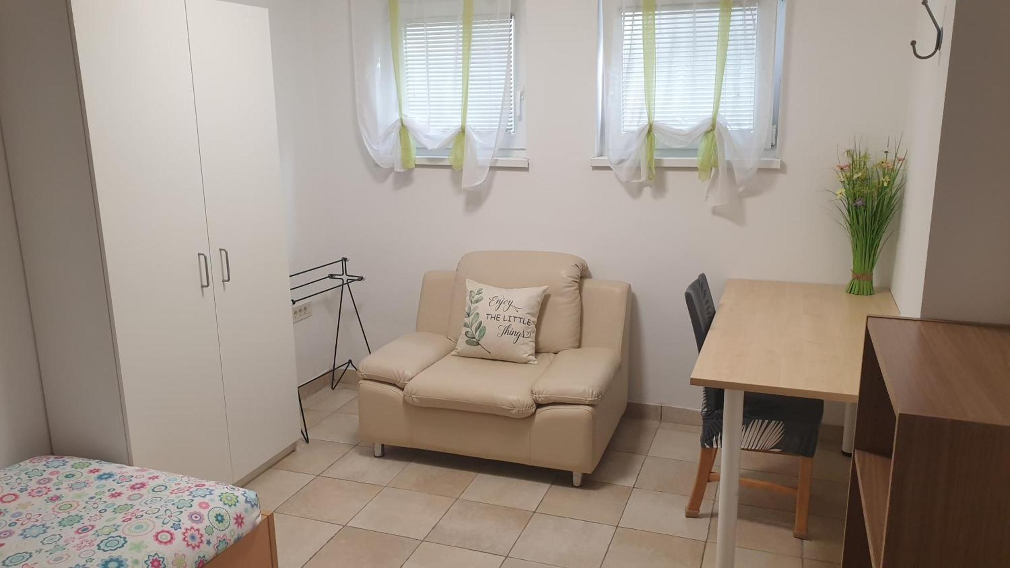 Apartment Emma Ljubljana - Free Parking, Ac, Wifi エクステリア 写真
